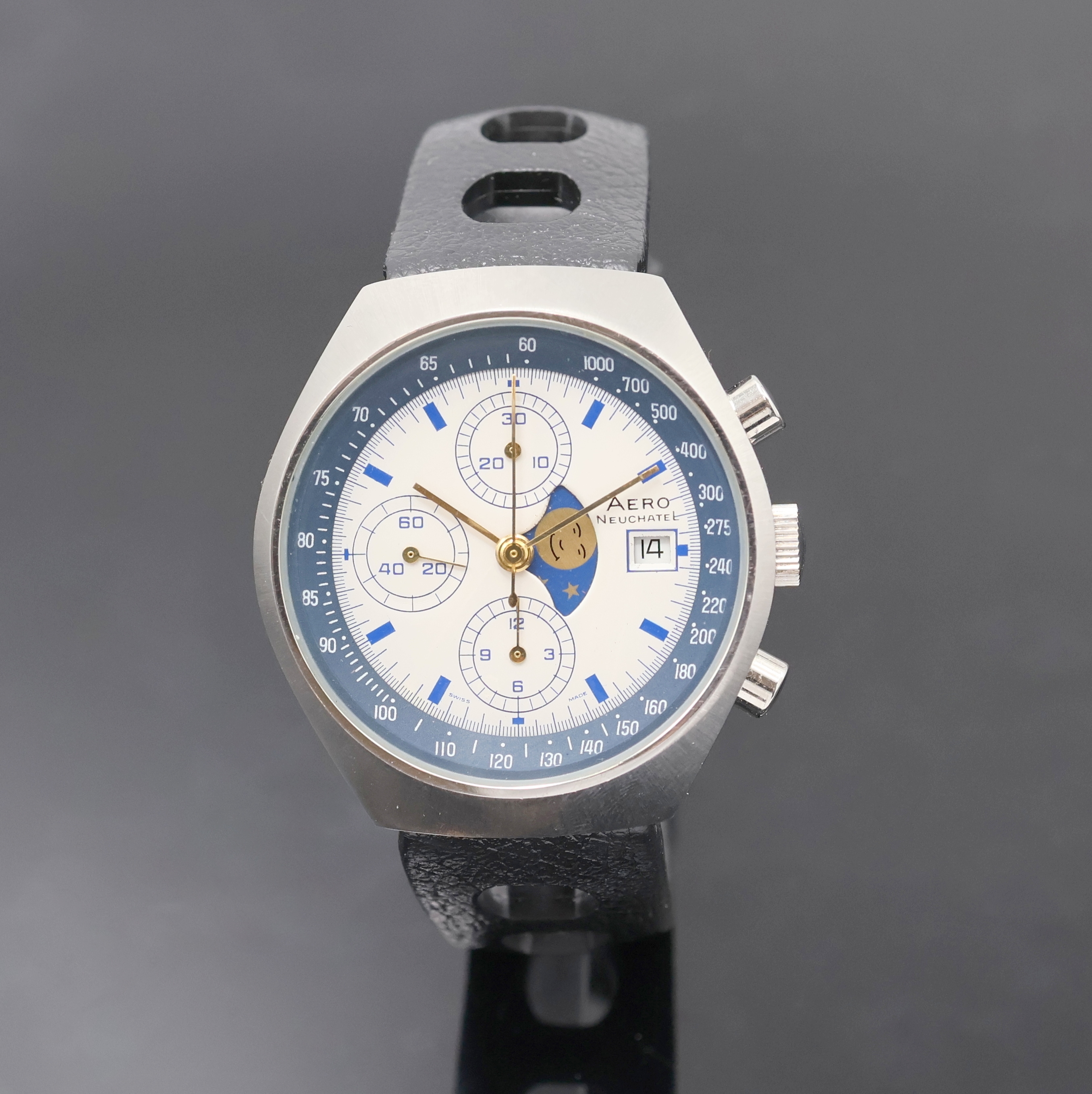 Image 27033172 - AERO NEUCHATEL Armbandchronograph mit Mondphase, Automatik, Schweiz um 1980, massives ...