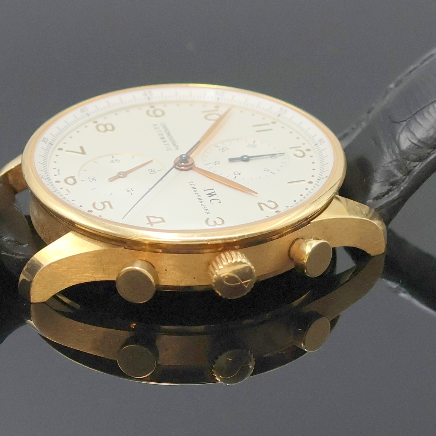 Detail d: IWC Armbandchronograph Modell Portugieser in Rosegold 750/000 Referenz 3714, Schweiz um 2006, Automatik, massives Goldgeh. inkl. orig. Lederband m. ...