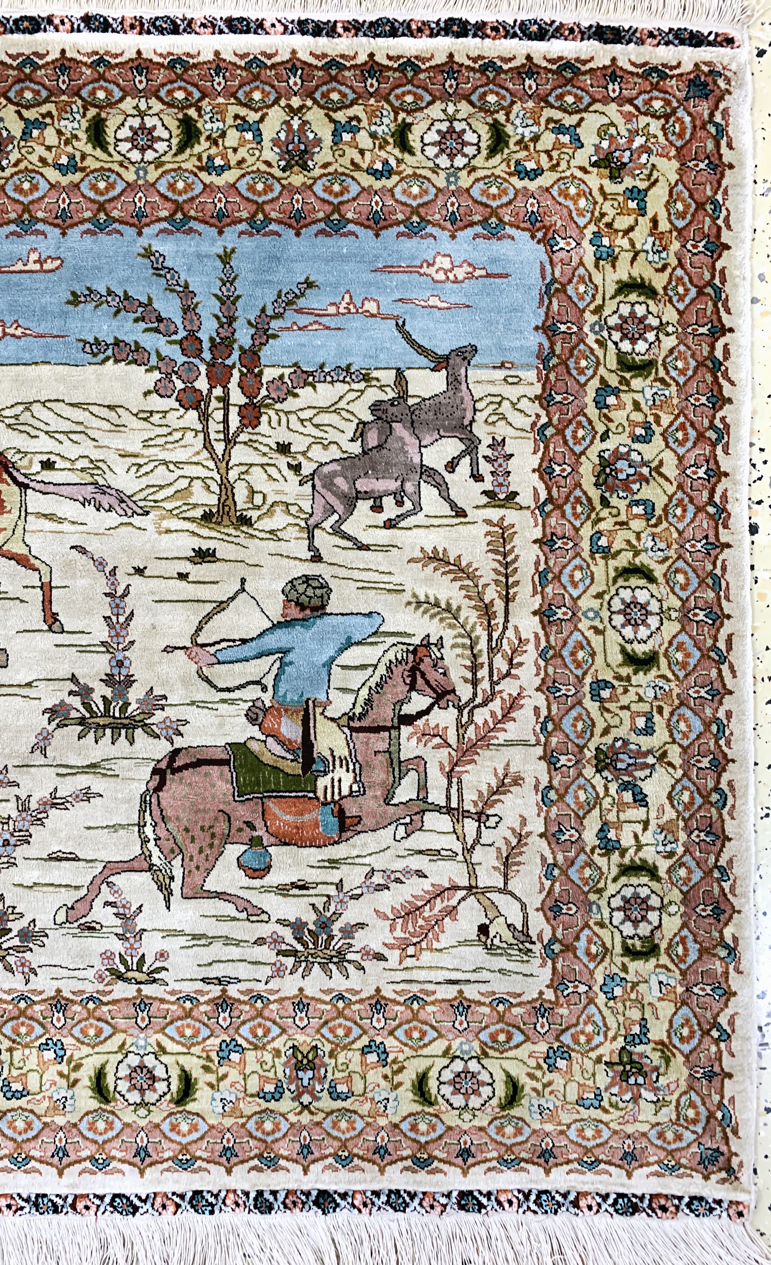 Detail a: Hereke Seide fein, China, Ende 20.Jhd, reine Naturseide, ca. 124 x 82 cm, ca. 1,0 Mio. Kn/qm, EHZ: 1-2