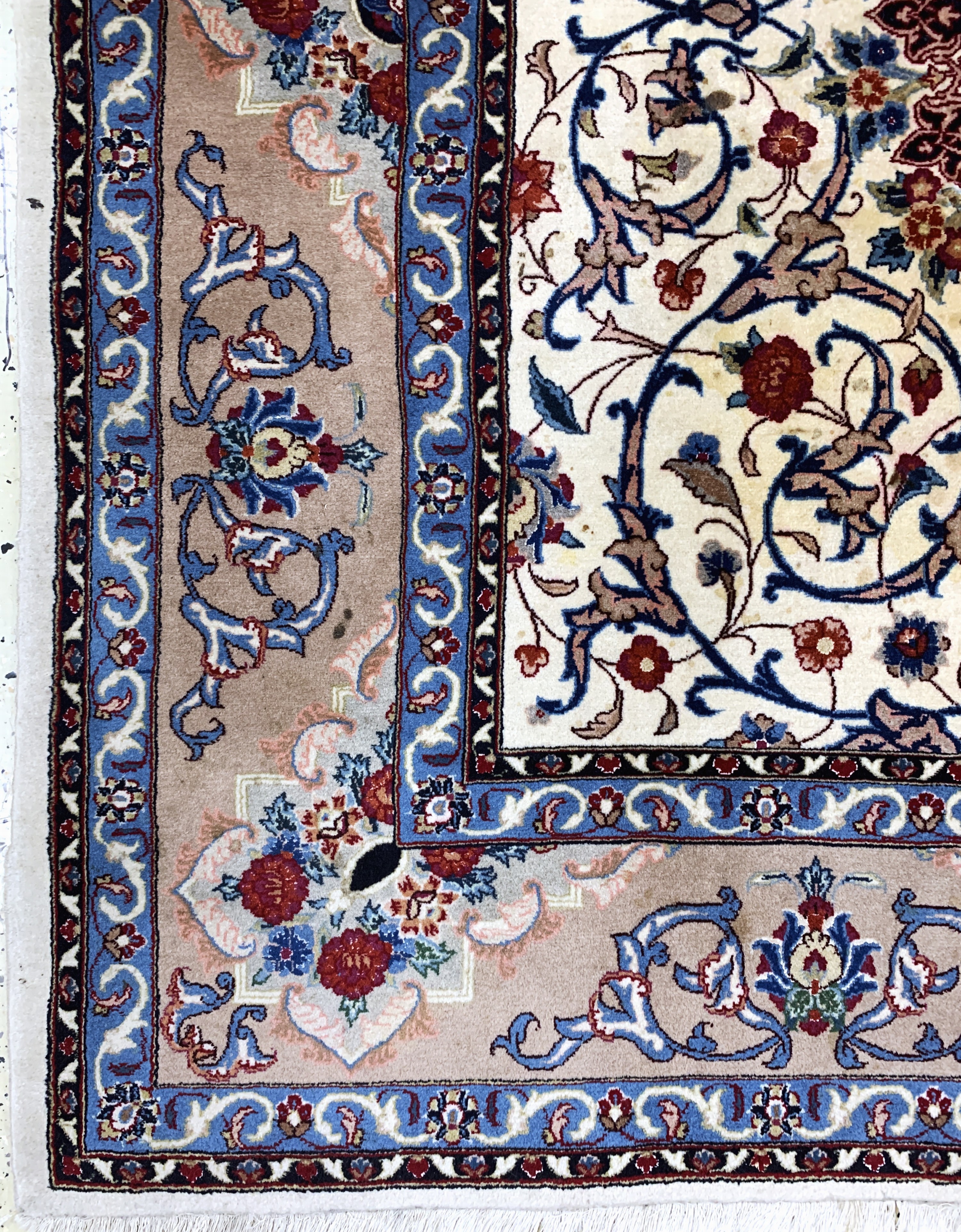 Detail b: Yazd Kork fein, Persien, Ende 20.Jhd, Korkwolle mit Seide, ca. 193 x 200 cm, Reinigungsbedürftig, EHZ: 2