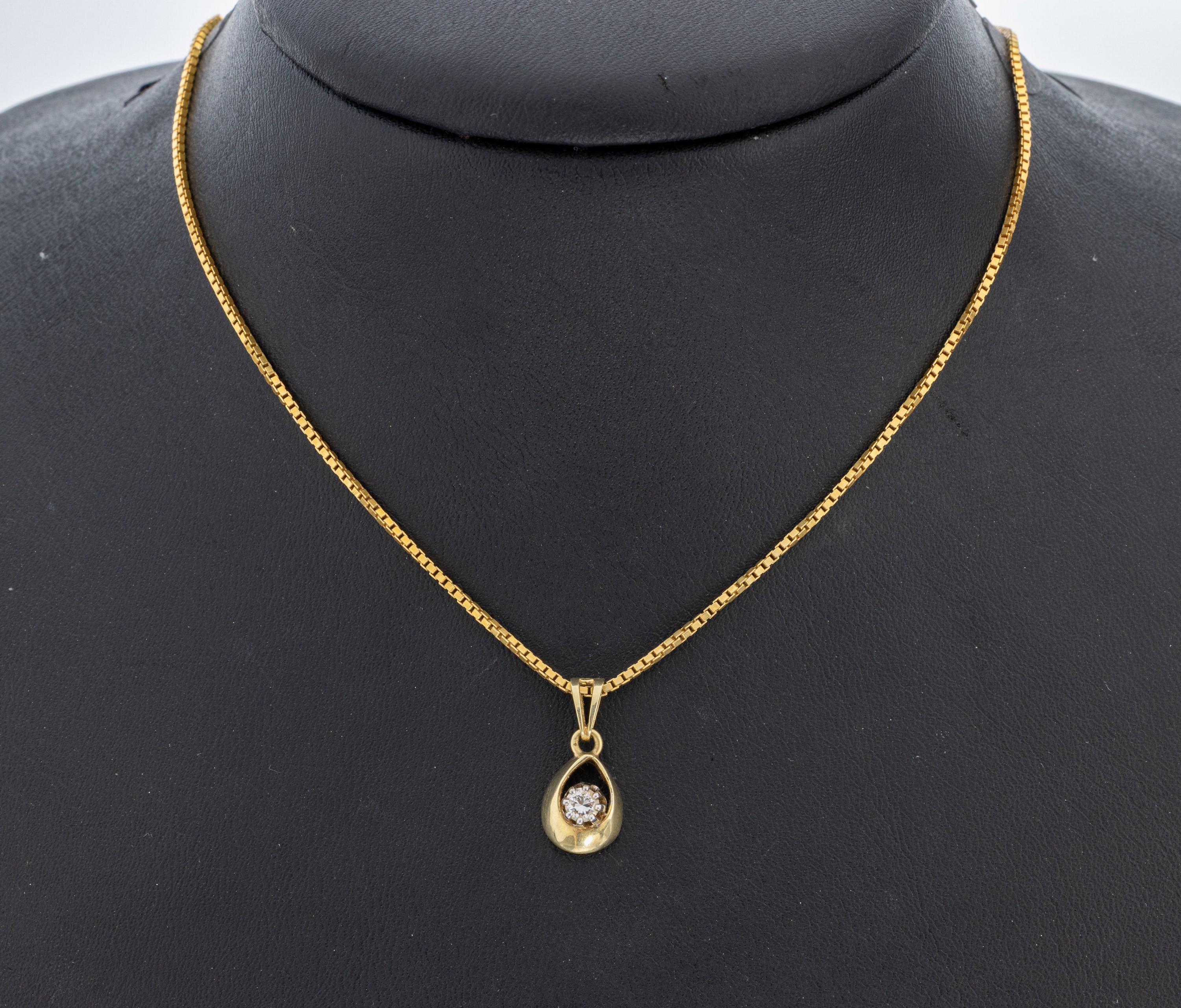 Image 27033402 - 14 kt Gold Brillant-Anhänger, GG/WG 585/000, tropfenf., in WG gefasster Brillant ca. ...