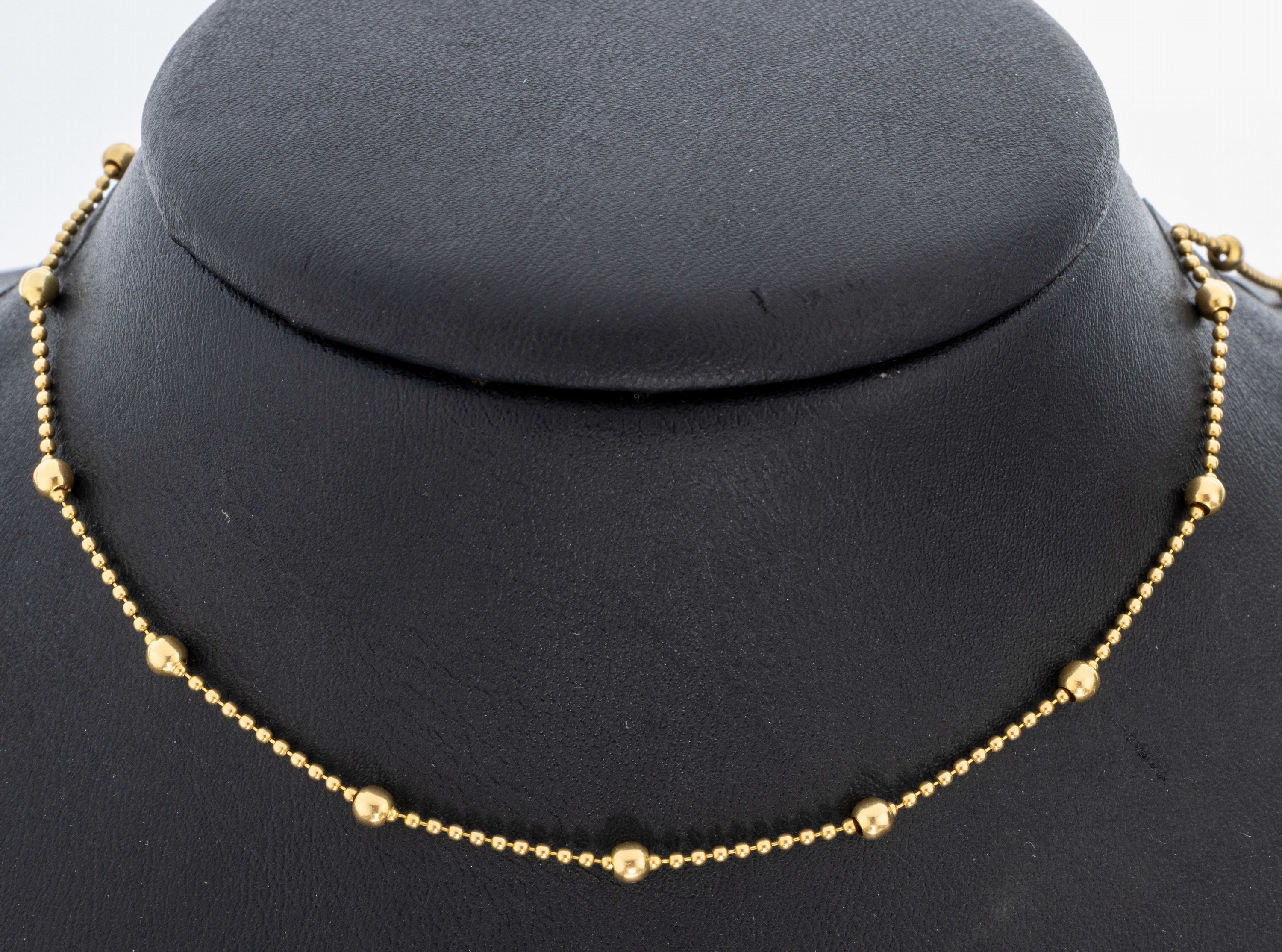 Image 27033416 - 18 kt Gold Collier, GG 750/000, Kugeln in versch. Größen, L. ca. 45.5 cm, ...