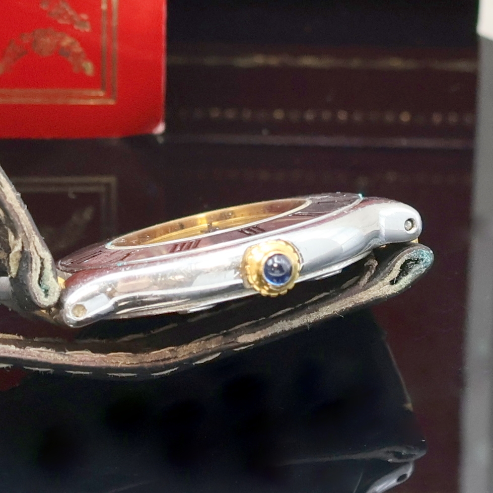 Detail c: CARTIER Linie 21 Armbanduhr Referenz 1340, Schweiz verk. lt. beil. Zertifikat 09/1997, quarz, Stahlgeh., orig. Lederband m. Faltschl., Boden 6-fach ...