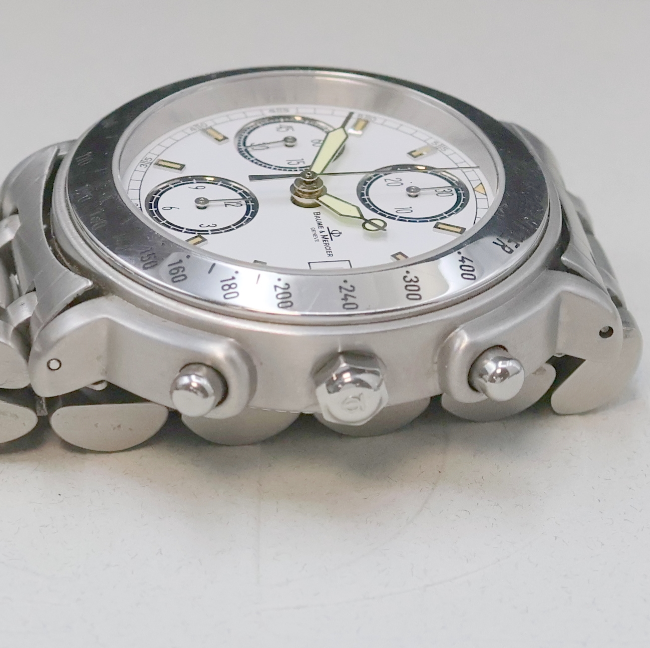 Detail c: BAUME & MERCIER Armbandchronograph Referenz MV04F023, Schweiz um 1997, Automatik, Edelstahlgeh. inkl. orig. Gliederband m. Faltschl., Boden verschr., ...