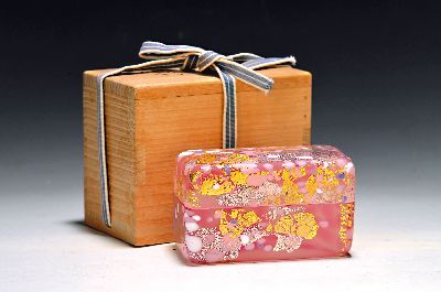 Image Kyohei Fujita, 1921 - 2004, lid box in orig. wood casket, glass with rose cloudy ...
