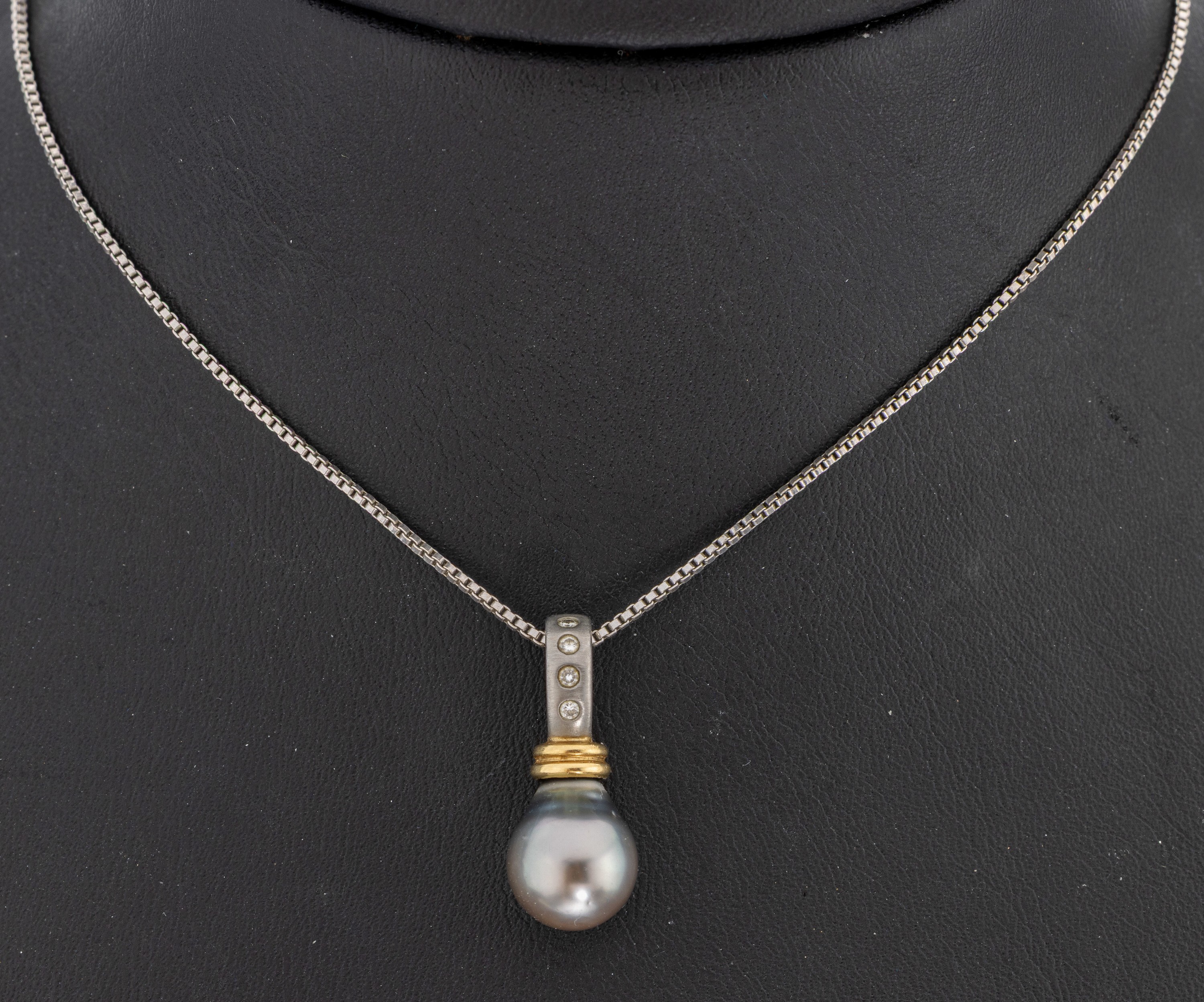 Image 27033656 - Platin und 18 kt Gold Perl-Brillant- Clipanhänger, Pt 950 und GG 750/000, ...