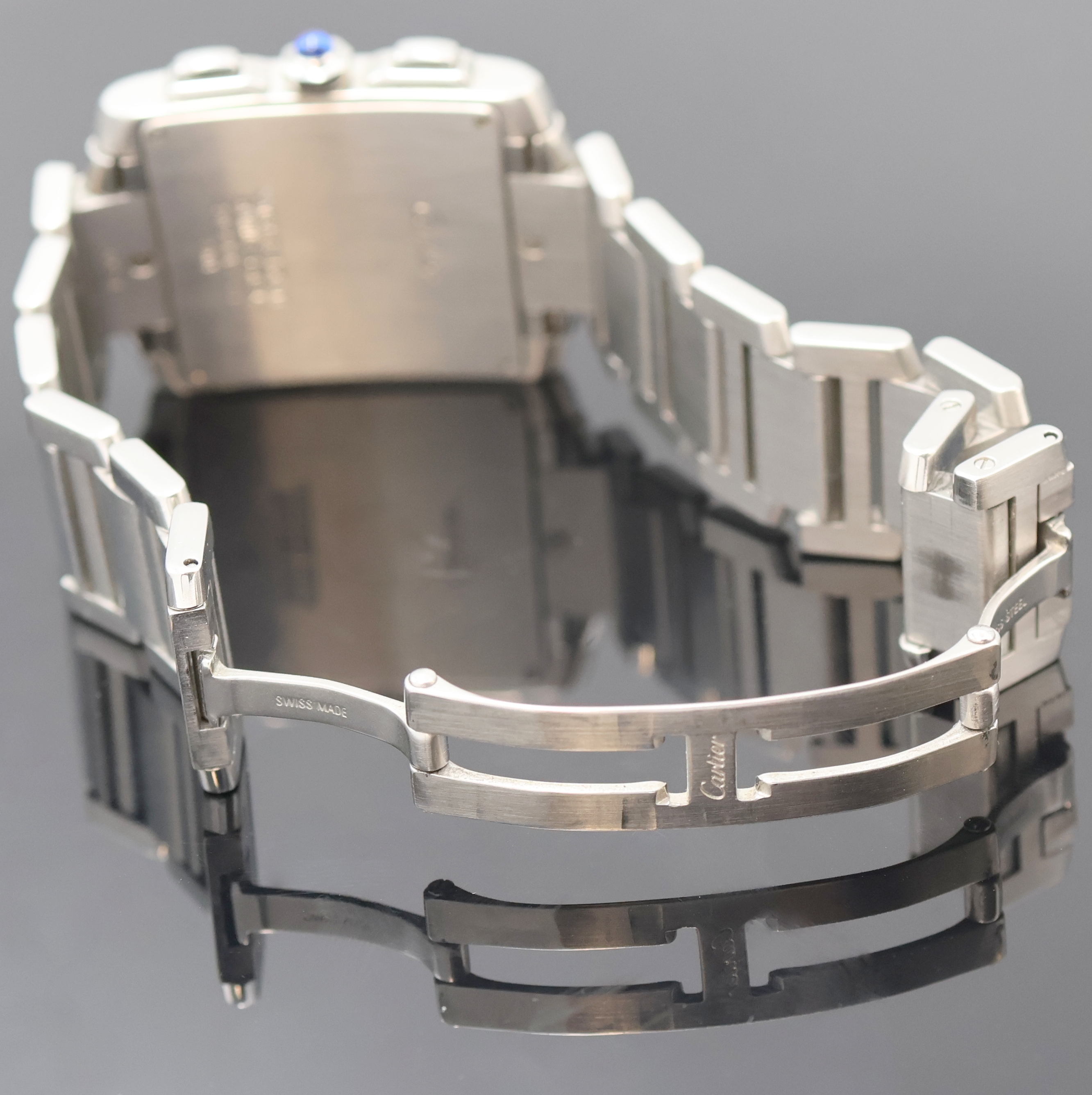 Detail c: CARTIER Armbandchronograph Tank Francaise Referenz 2303, Schweiz um 1997, Edelstahlgeh. inkl. Gliederband m. dopp. Faltschl., Boden 4-fach verschr., ...