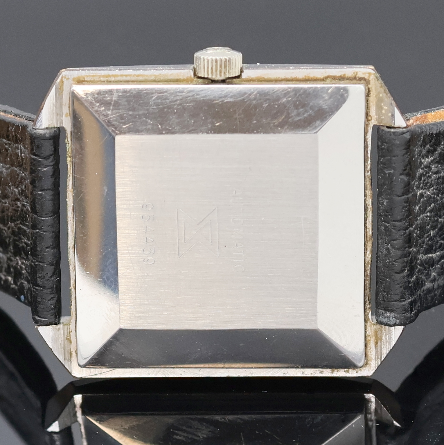 Detail c: EDOX Herrenarmbanduhr Armbanduhr, Automatik, Schweiz um 1968, verchr. Geh., Edelstahlboden aufgedr., silb. Zifferbl. m. aufges. Std.- Ind. und ...