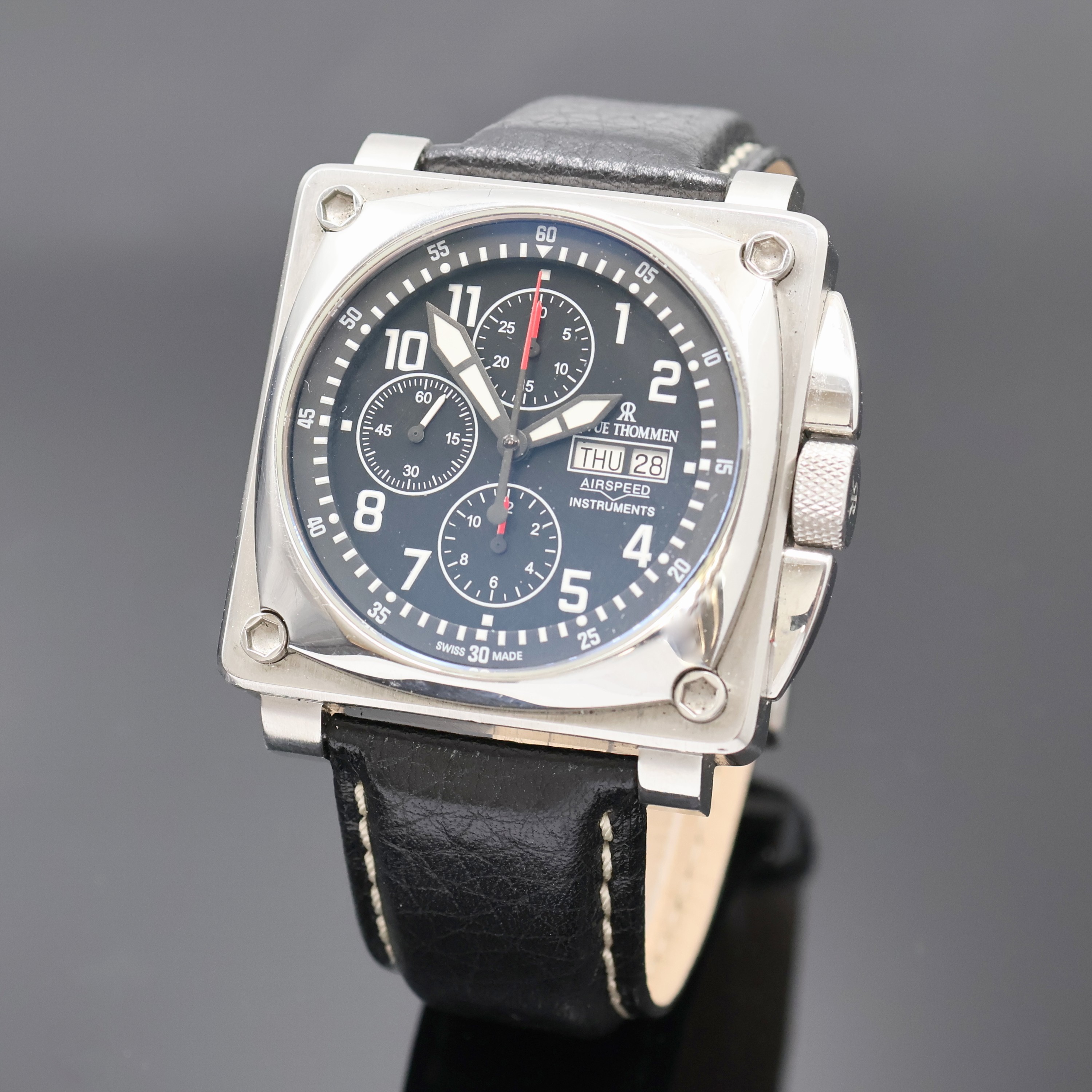 Image 27033903 - REVUE THOMMEN Airspeed Armbandchronograph Referenz 16700.6, Automatik, Schweiz um 2015, ...