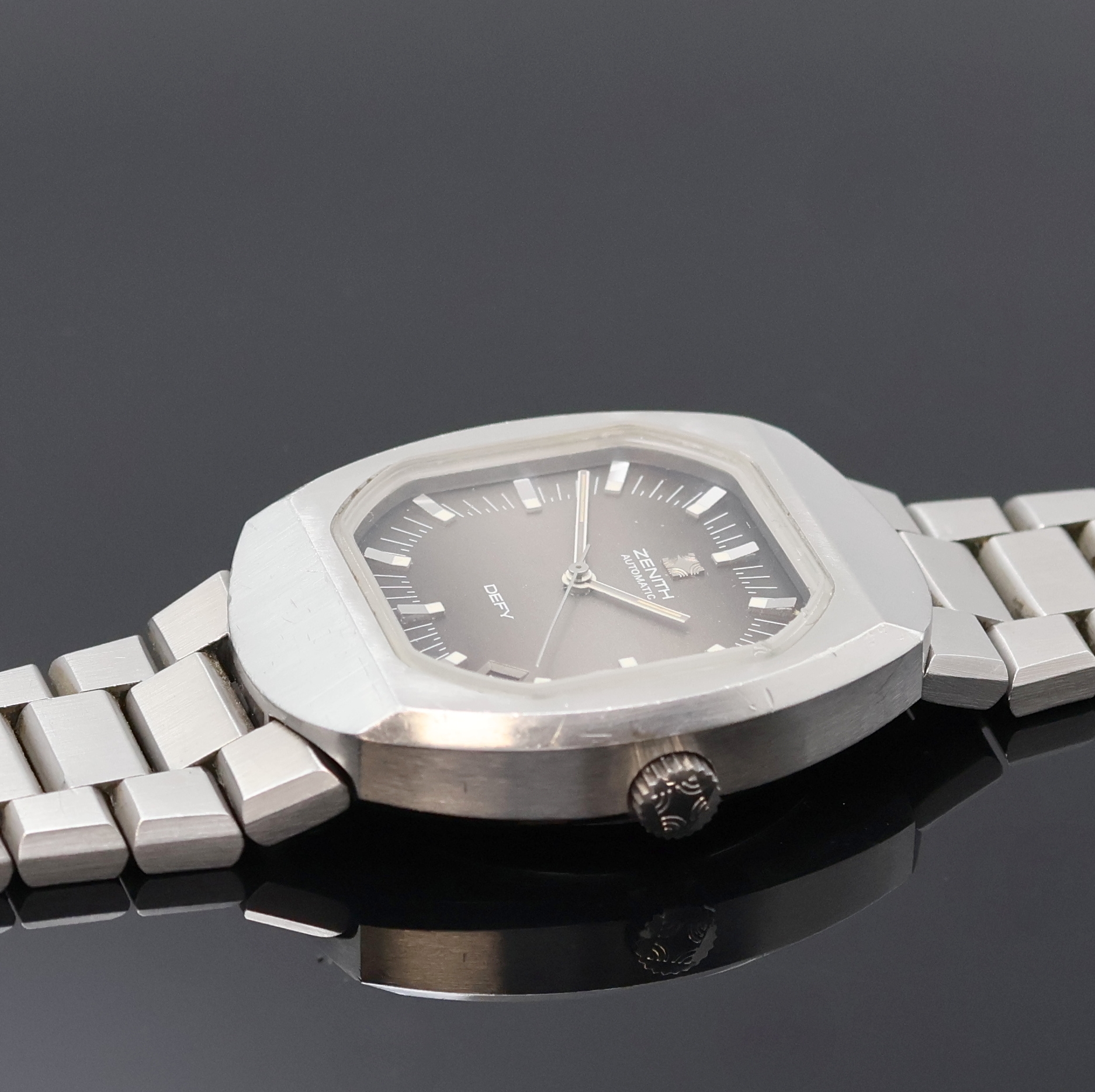 Detail c: ZENITH Herrenarmbanduhr Modell Defy Referenz 01-0020-380, Schweiz um 1974, Automatik, Edelst. inkl. orig. Edelstahlband, Boden geschr., Zentralsek., ...