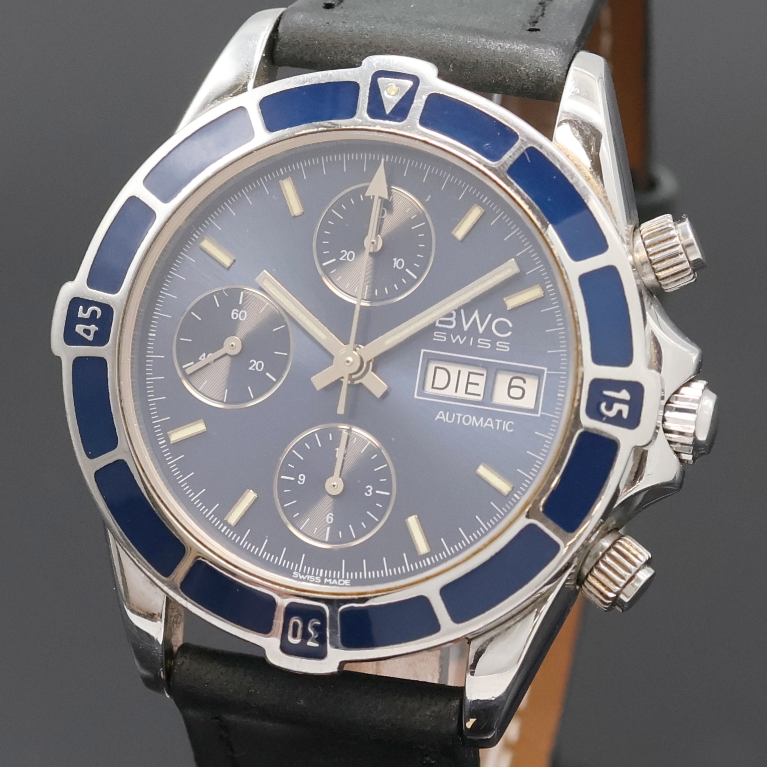 Detail a: BWC Armbandchronograph, Automatik, Schweiz um 2002, Edelstahlgeh., Boden, Krone und Drücker verschr., Lün. eins. rast. drehbar, Saphirflachglas, ...