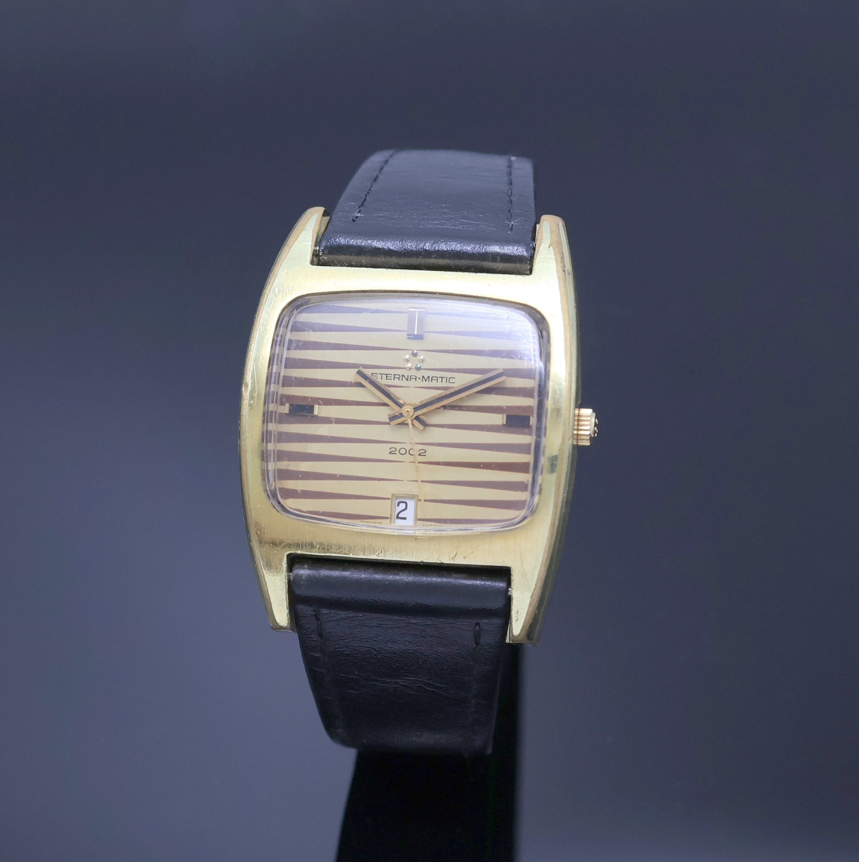 Image 27033915 - ETERNA-MATIC 2002 vergoldete Armbanduhr, Automatik, Schweiz um 1972, in sich gewölbtes, ...