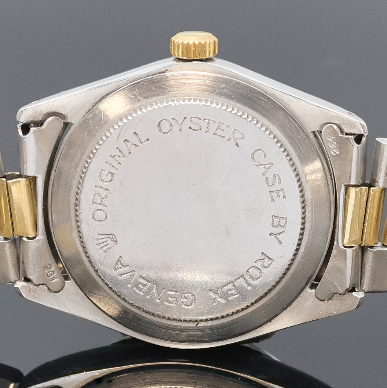 Detail d: TUDOR Herrenarmbanduhr Referenz 90733, Schweiz um 1980, Automatik, verschr. Rolex- Gehäuse in Edelstahl/Gold komb. an gefaltetem Rolex Oysterband, ...