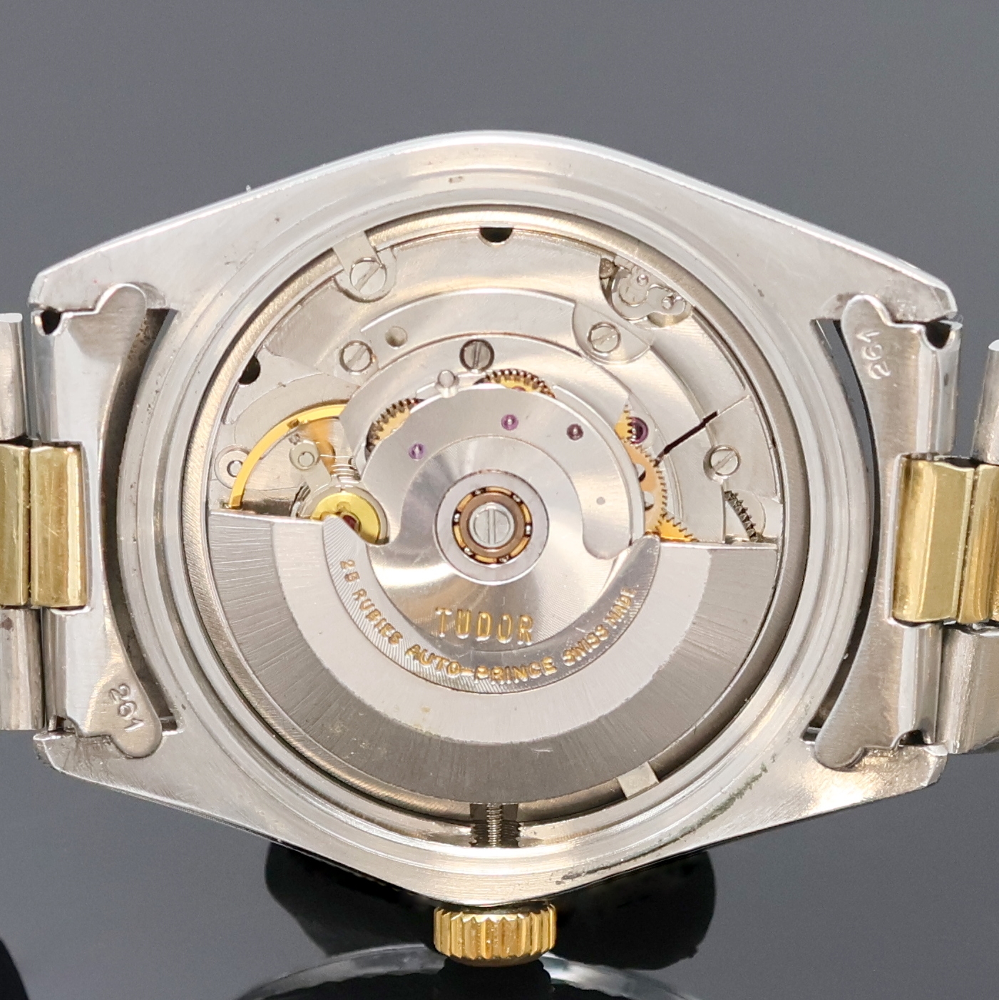 Detail f: TUDOR Herrenarmbanduhr Referenz 90733, Schweiz um 1980, Automatik, verschr. Rolex- Gehäuse in Edelstahl/Gold komb. an gefaltetem Rolex Oysterband, ...