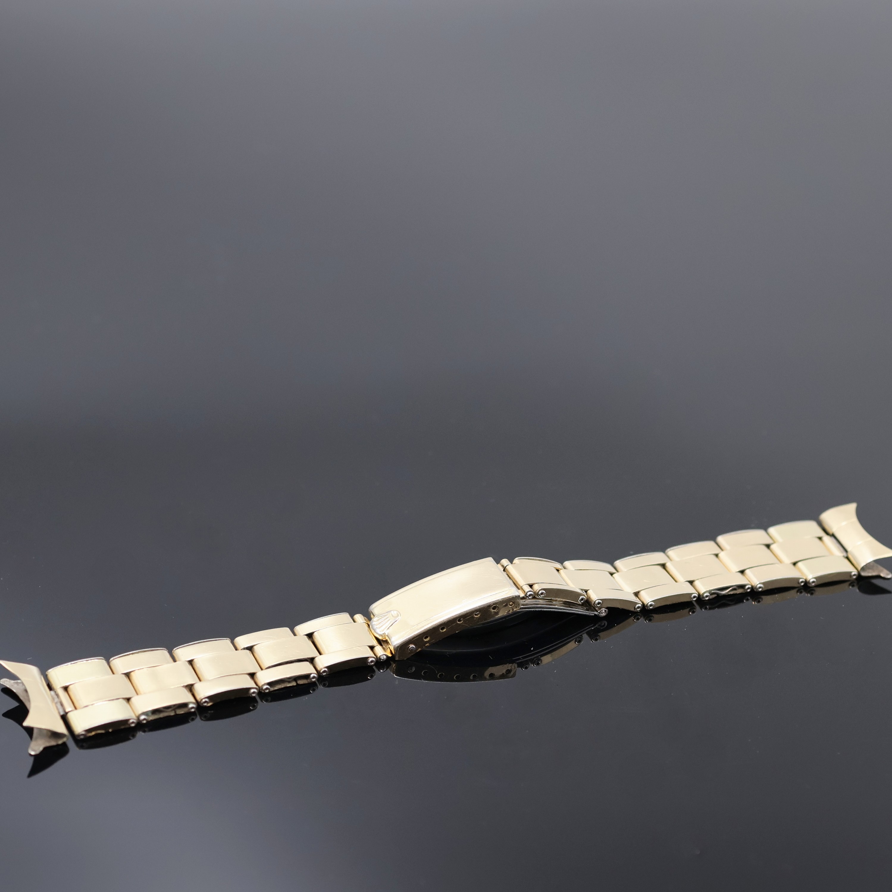 Detail g: TUDOR Prince-Oysterdate Armbanduhr mit Goldhaube Referenz 7994, Schweiz um 1967, Automatik, im original Rolex-Gehäuse, Edelst.-Boden und orig. Rolex ...