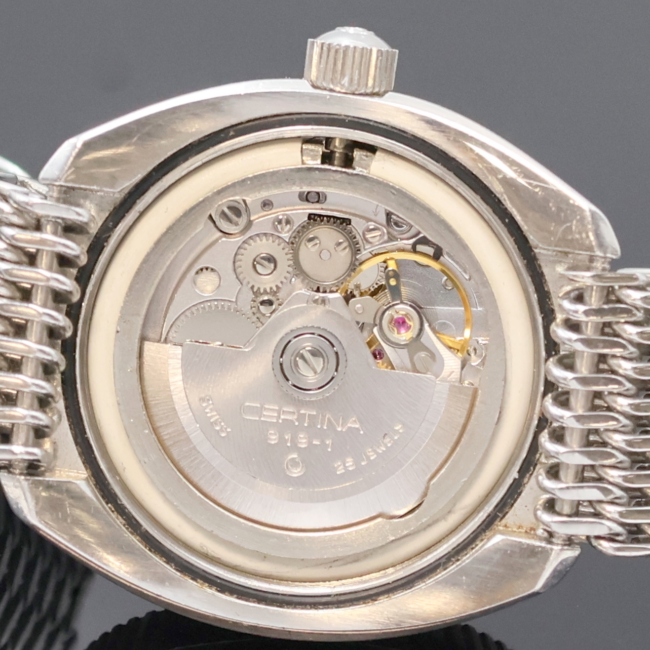 Detail d: CERTINA DS-3 PH 200M Taucheruhr in Edelstahl, Automatik, Schweiz um 1977, massives Edelstahlgeh. inkl. neutr. Band m. Faltschl., Boden und Krone ...