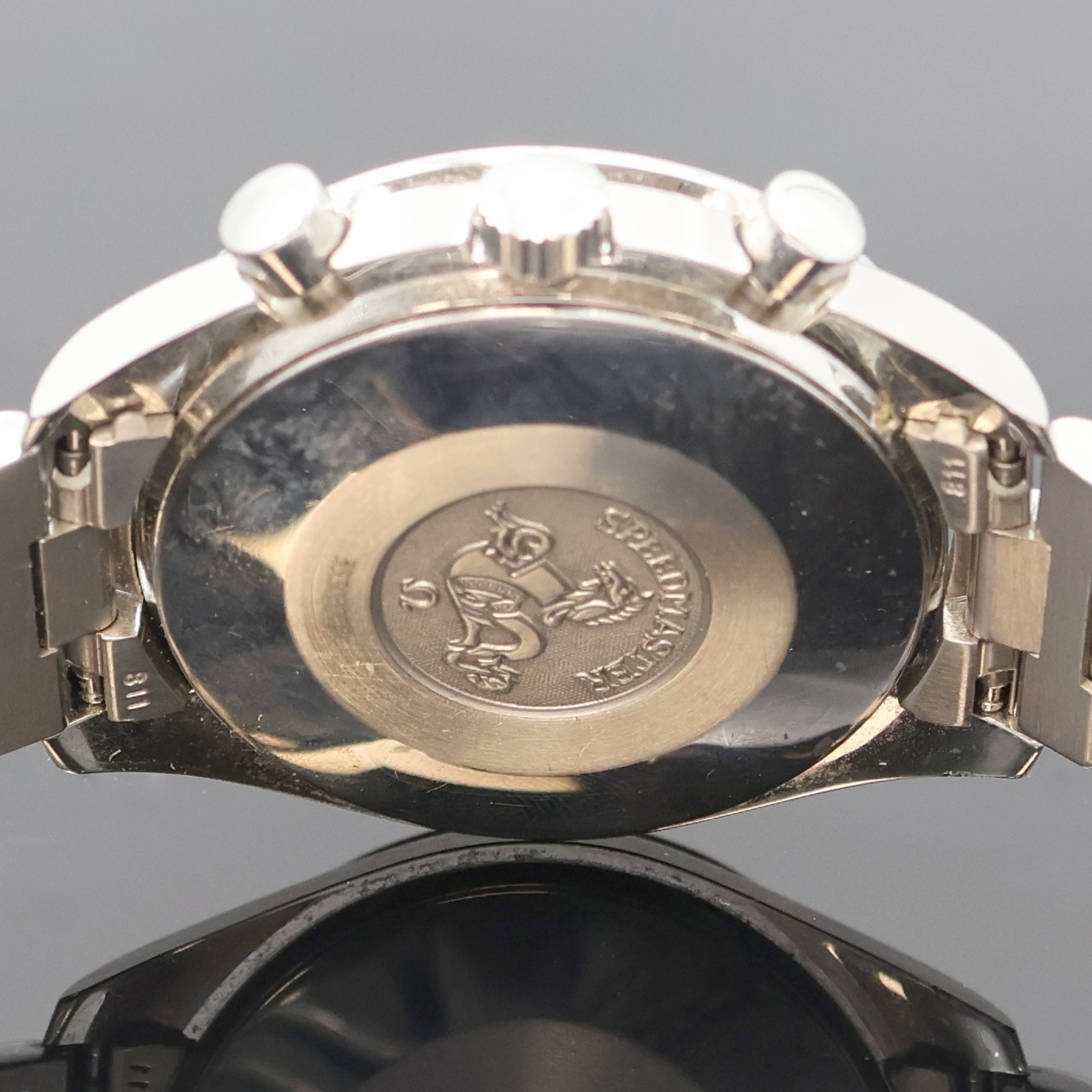Detail e: OMEGA Herrenarmbanduhr Serie Speedmaster Cart Racing Referenz 175.0032.1/175.0033.1, Schweiz um 1997, Automatik, Edelstahlgeh., Boden aufgedr., orig. ...
