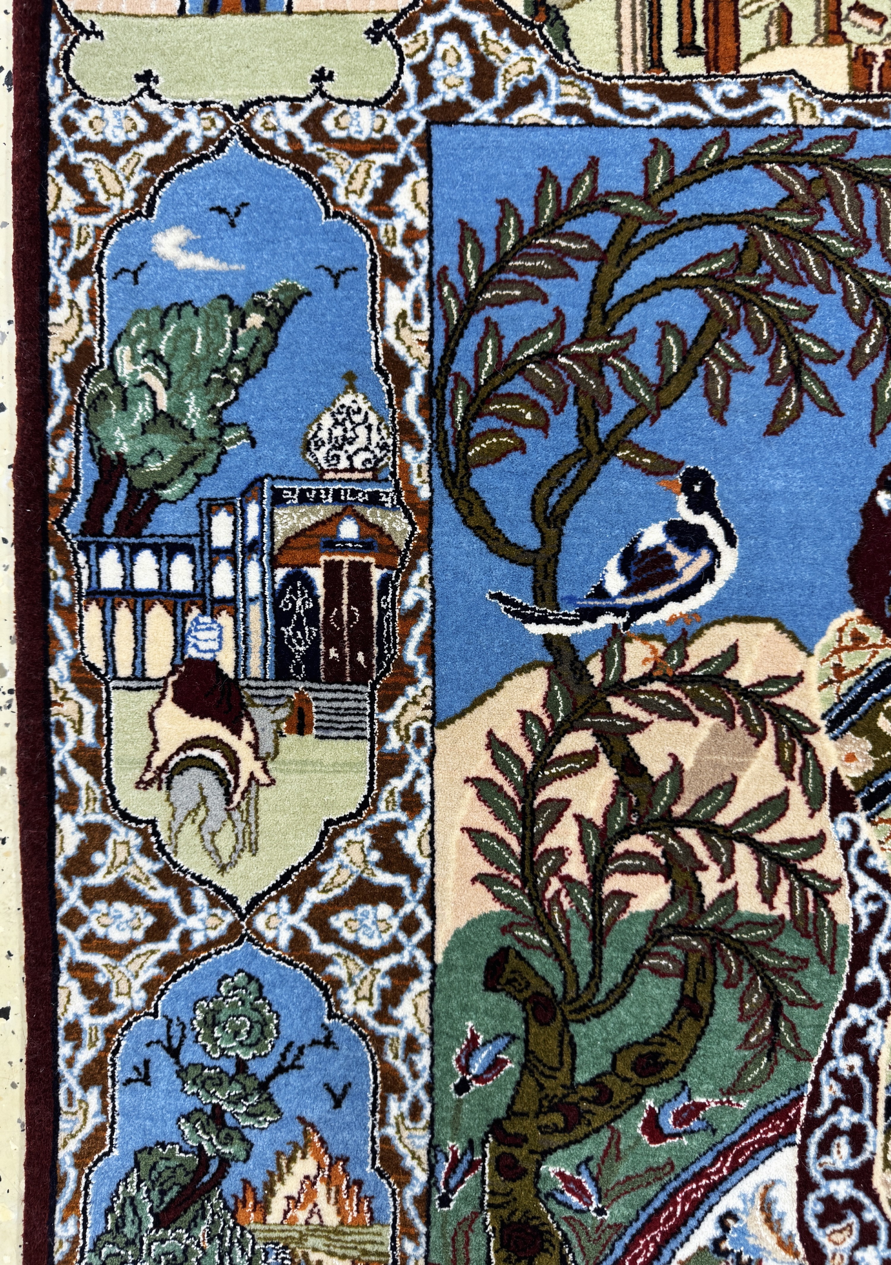 Detail c: Esfahan fein, Persien, Ende 20.Jhd, Korkwolle auf Seide, ca. 160 x 104 cm, EHZ:(nahezu neuwertig)