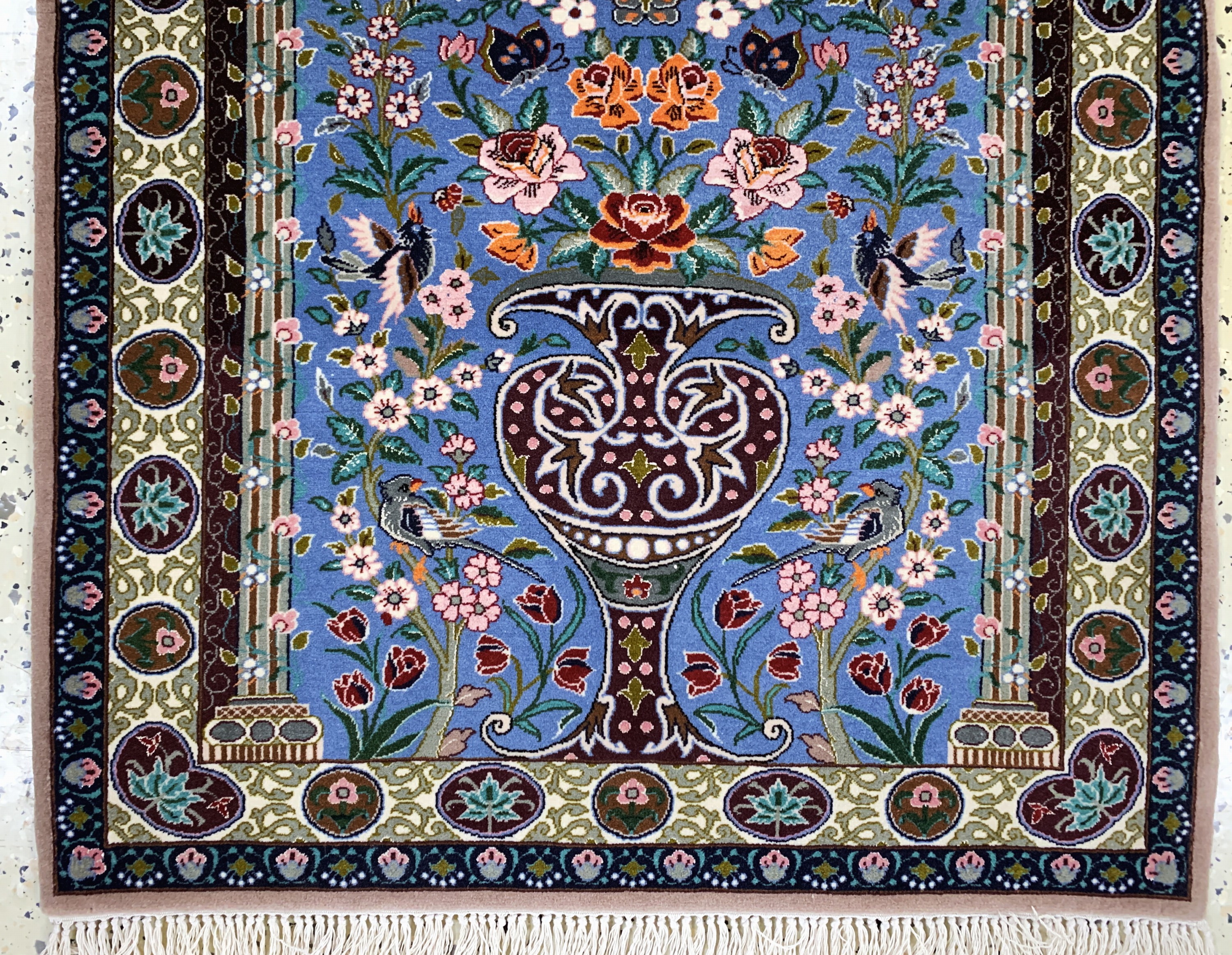 Detail b: Esfahan fein, Persien, Ende 20.Jhd, Korkwolle mit und auf Seide, ca. 108 x 75 cm, EHZ: 2
