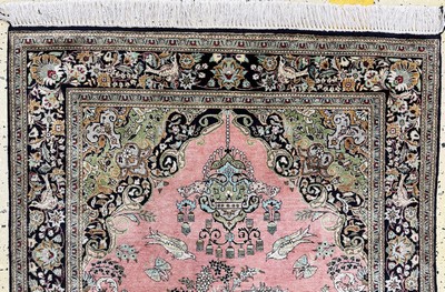 27033928a - Ghom Seide, Persien, Mitte 20.Jhd, reine Naturseide, ca. 165 x 107 cm, EHZ: 1-2 ...