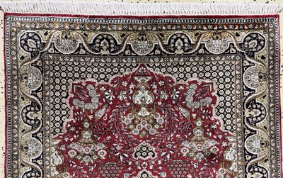 27033929a - Ghom Seide, Persien, Mitte 20.Jhd, reine Naturseide, ca. 155 x 108 cm, EHZ: 1-2 ...