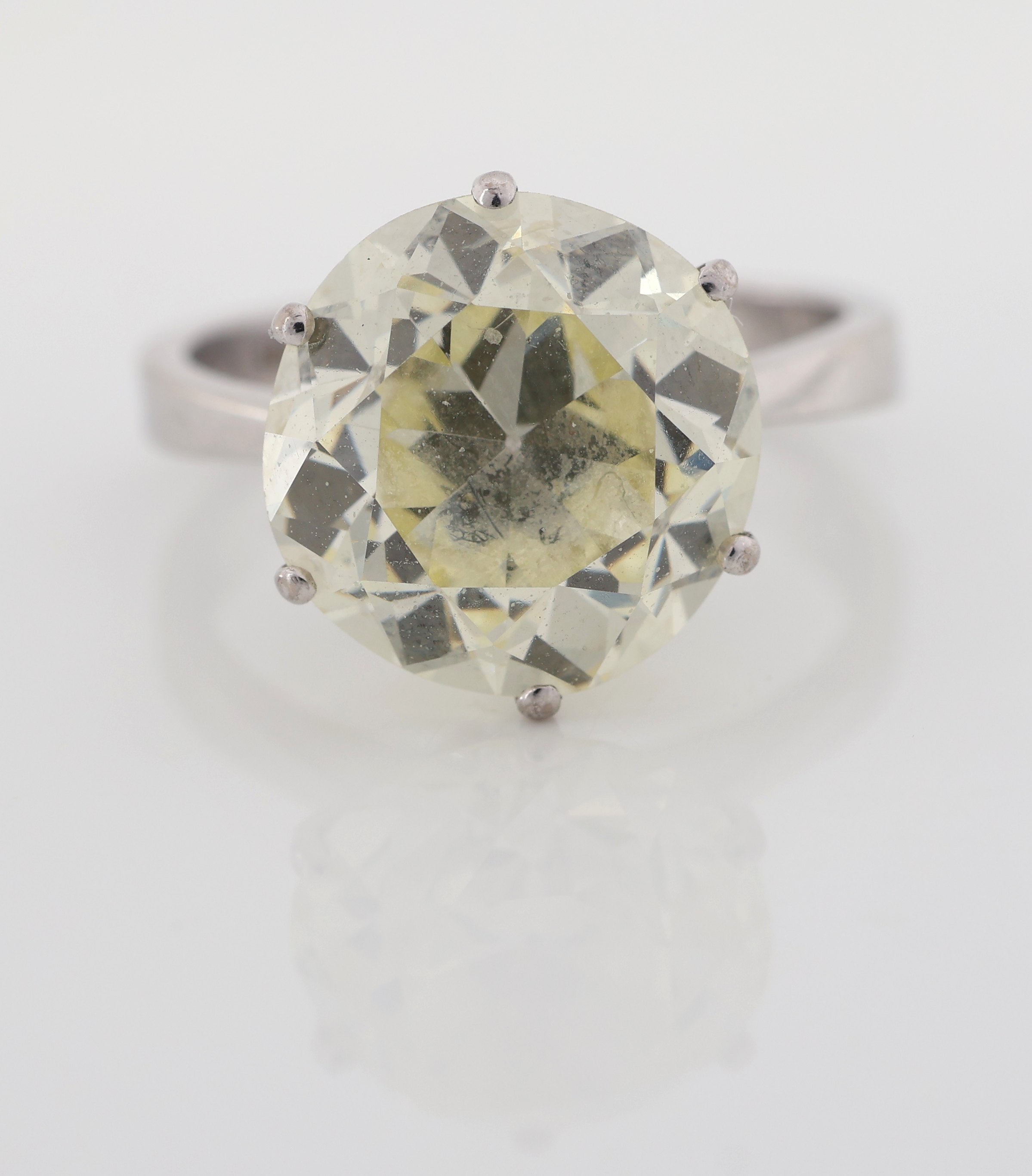 Detail c: 14 kt Gold Diamant-Ring, WG 585/000, Altschliffdiamant ca. 5.0 ct Getönt-Gelb/si, RW 51, ca. 3.8 g