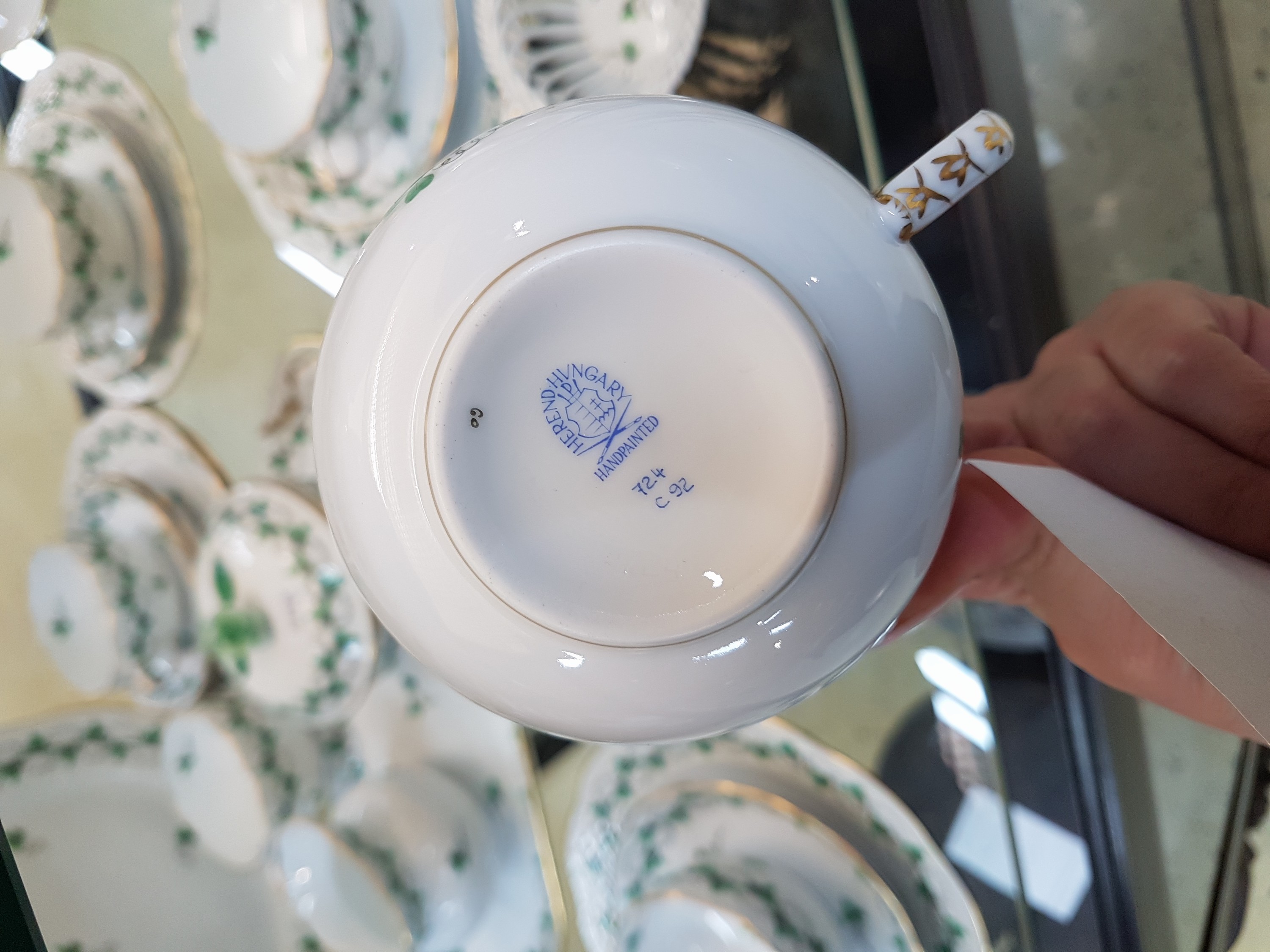 Detail f: Kaffeeservice, Herend Ungarn, 20. Jh., Dekor Parsley/Petersilie, 6 Tassen mit Untertassen, 6 Kuchenteller, Zuckerdose, Milchkännchen, runder ...