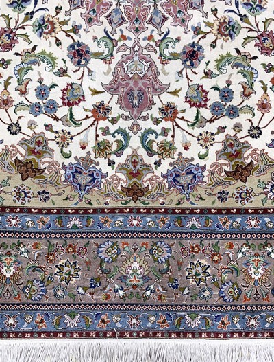 27034073f - Täbriz fein( 50 Raj), Persien, Mitte 20.Jhd, Korkwolle mit Seide, ca. 246 x 246 cm,ca. ...