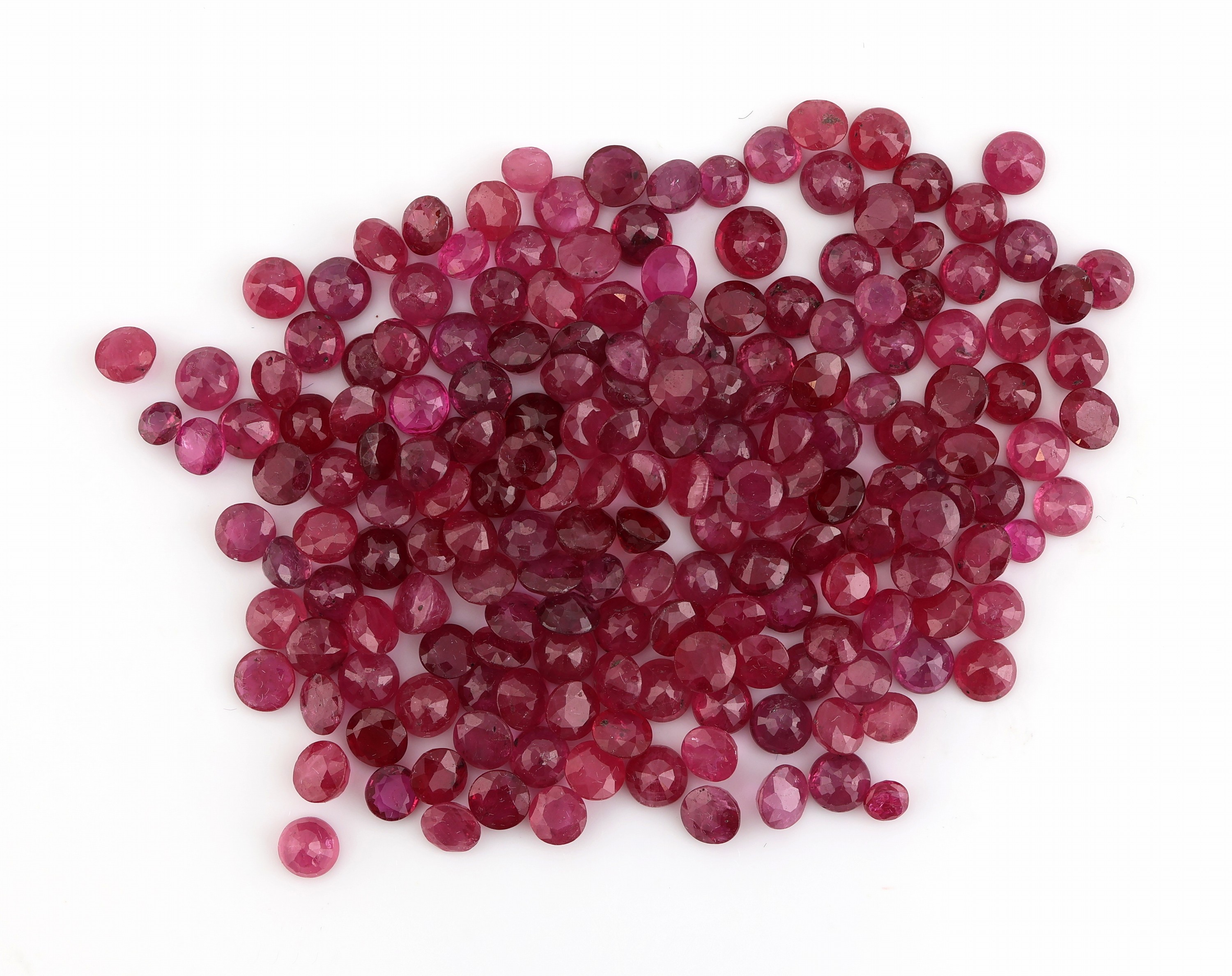 Detail a: Lot lose Rubine zus. ca. 46.5 ct, rundfacett., Ausfassware