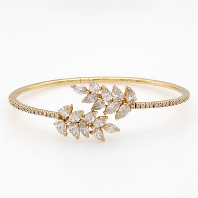 Image Armreif mit Diamanten und Brillanten, RG 750/000, Diamanttropfen u. -navettes zus. ca. ...