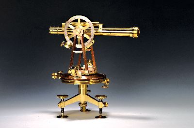 27034157a - Großer Theodolith von Breithaupt, ´F.W. Breithaupt & Sohn, Cassel, 1845, St.254 Messing ...