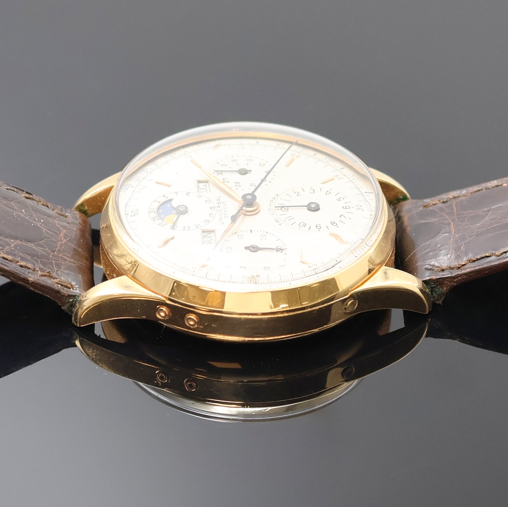 Detail c: UNIVERSAL GENEVE Tri-Compax Schaltradchronograph mit Vollkalender in Roségold 750/000 Referenz 12552, Schweiz um 1945, Handaufzug, 3-tlg. Geh., ...