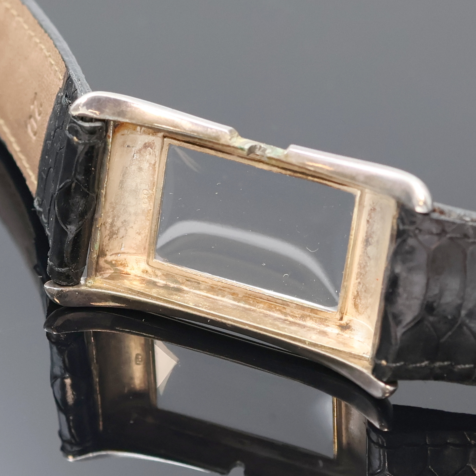 Detail e: ROLEX seltene Herrenarmbanduhr Prince Chronometer in 925er Silber Referenz 971, Schweiz / England um 1939, Handaufzug, Rectangulärgeh., Boden ...