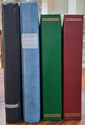 27034694a - Briefmarkensammlung, DDR 1949-1990, postfrisch, in vier Vordruckalben (Schaubek und ...