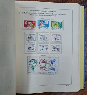 27034695d - Briefmarken, DDR 1949-1972, gestempelt, 1 Schaubek-Album, mit allen Blöcken, viele ...