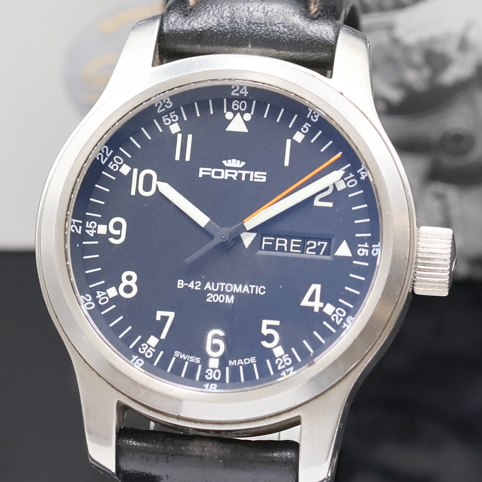 Detail a: FORTIS B-42 Herrenarmbanduhr Referenz 645.10.158.3, Schweiz verk. lt. beil. Pap. 06/2007, Automatik, beids. vergl. Edelstahlgeh., Lederband (zu ers.) ...