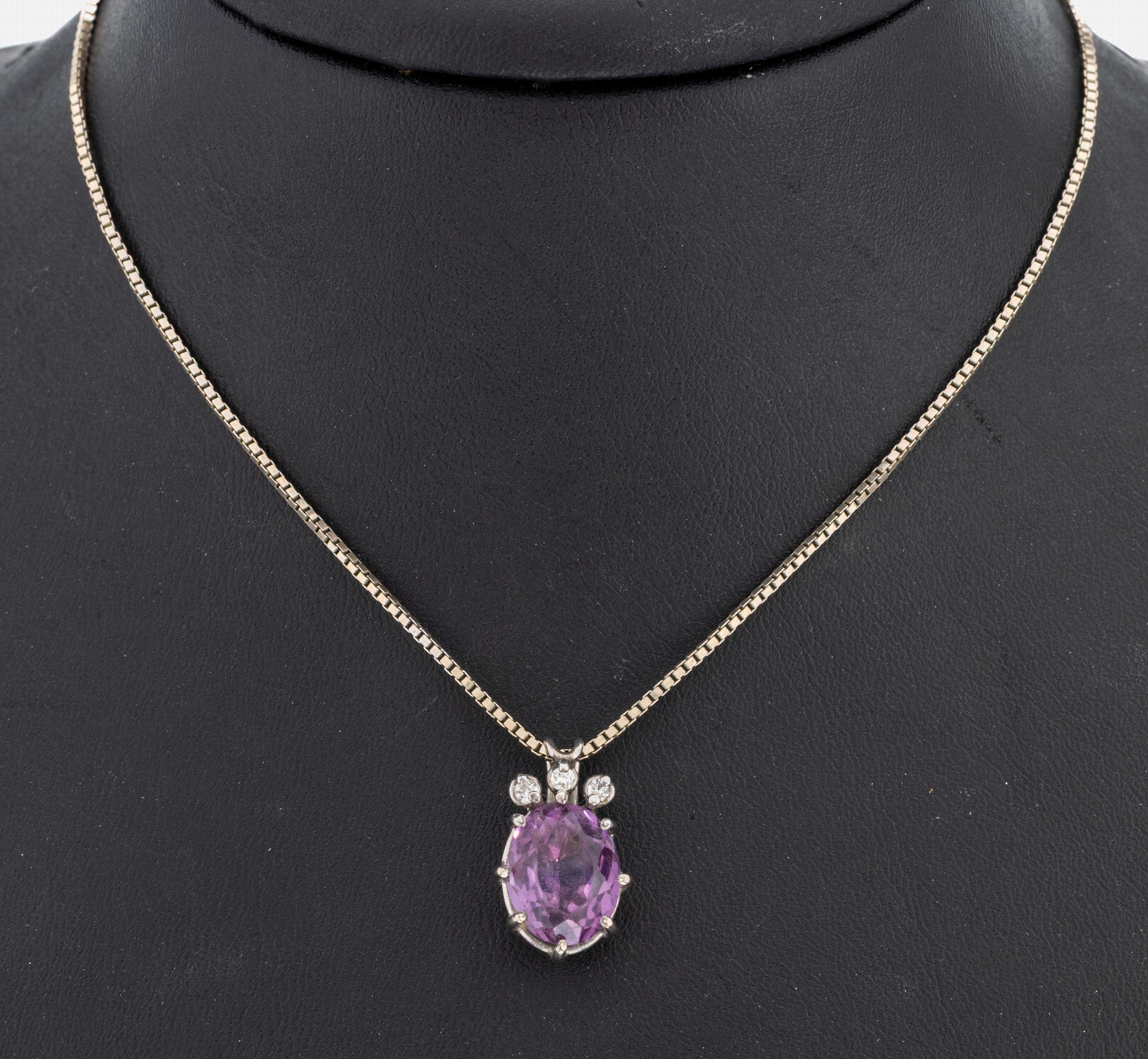 Image 27034793 - 14 kt Gold Amethyst-Brillant-Anhänger, WG 585/000 gepr., ovalfacett. Amethyst ca. 3.40 ...