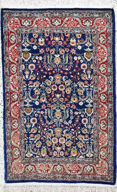 Image Hereke Seide fein, Persien, Mitte 20.Jhd, reine Naturseide, ca. 104 x 69 cm, ca. 1,0 ...