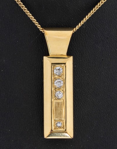 27034791a - 14 kt Gold Diamant-Anhänger, GG 585/000 part. sat., 3 Brillanten und 1 8/8-Diamant ...