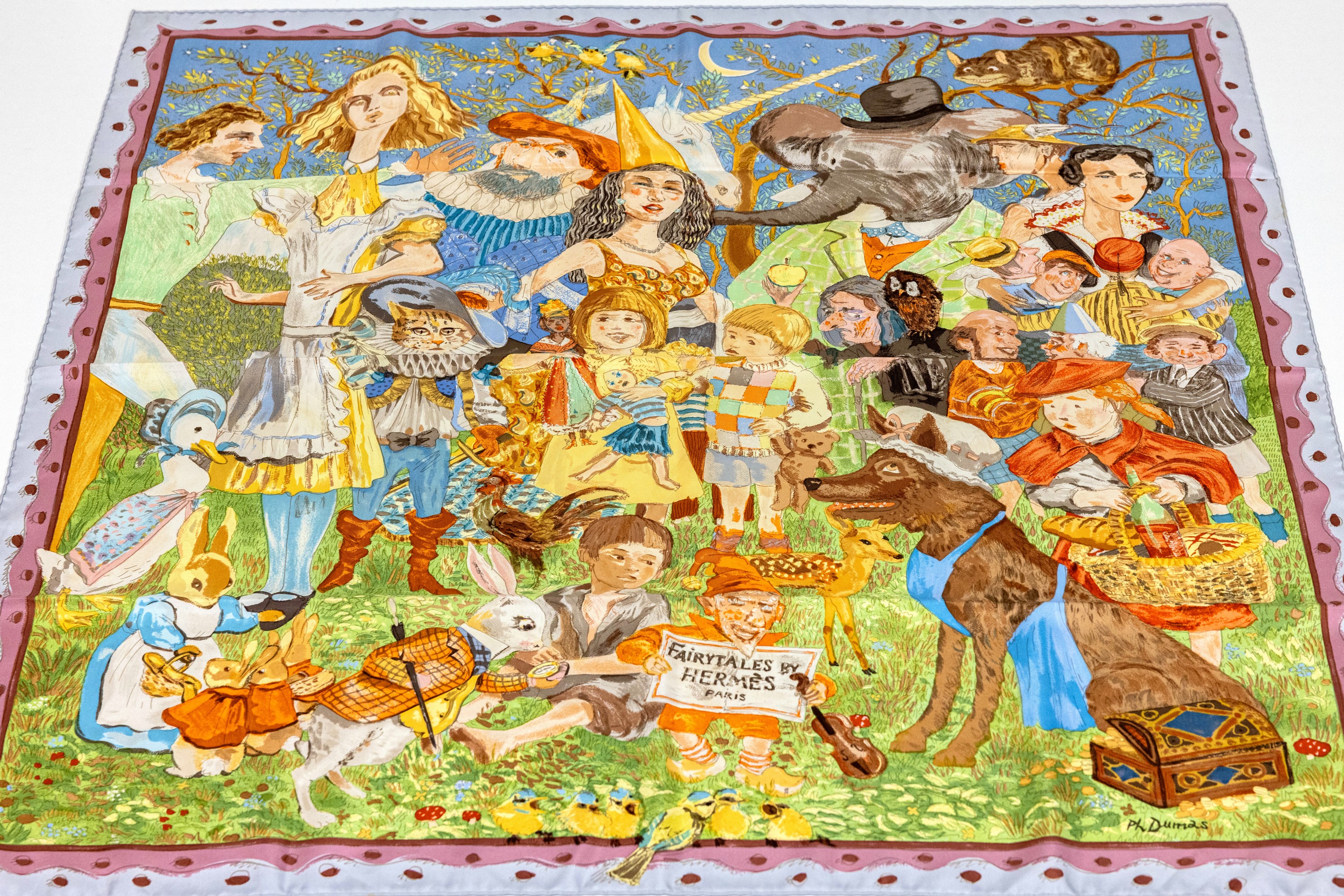 Image 27034870 - HERMES Carree ´FAIRYTALES´, 100% Seide, Made in France, Darstellung versch. ...