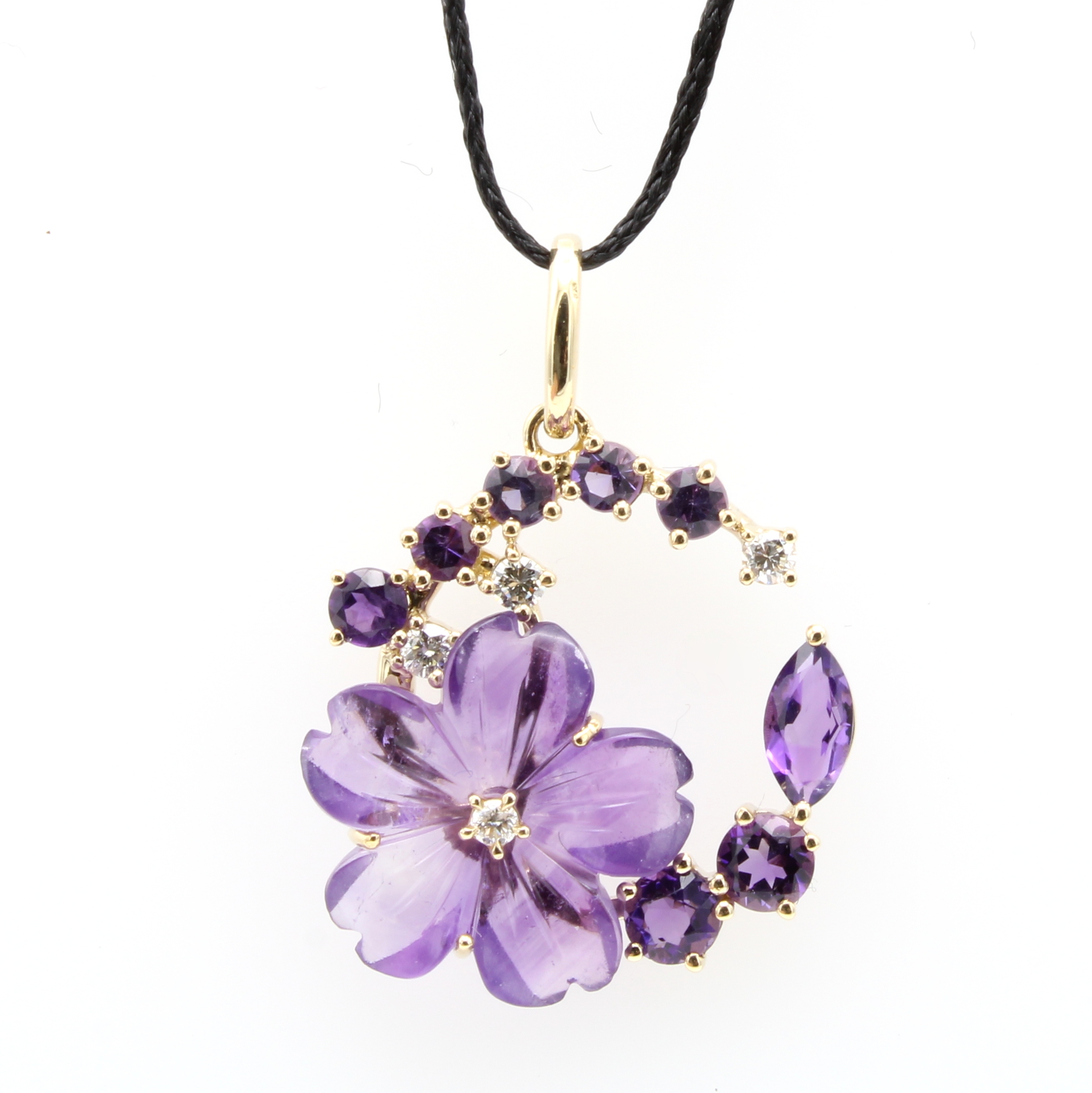 Image 27035024 - Anhänger mit Amethysten und Brillanten, GG 585/000, Amethyste zus. ca. 4.64 ct, 4 ...