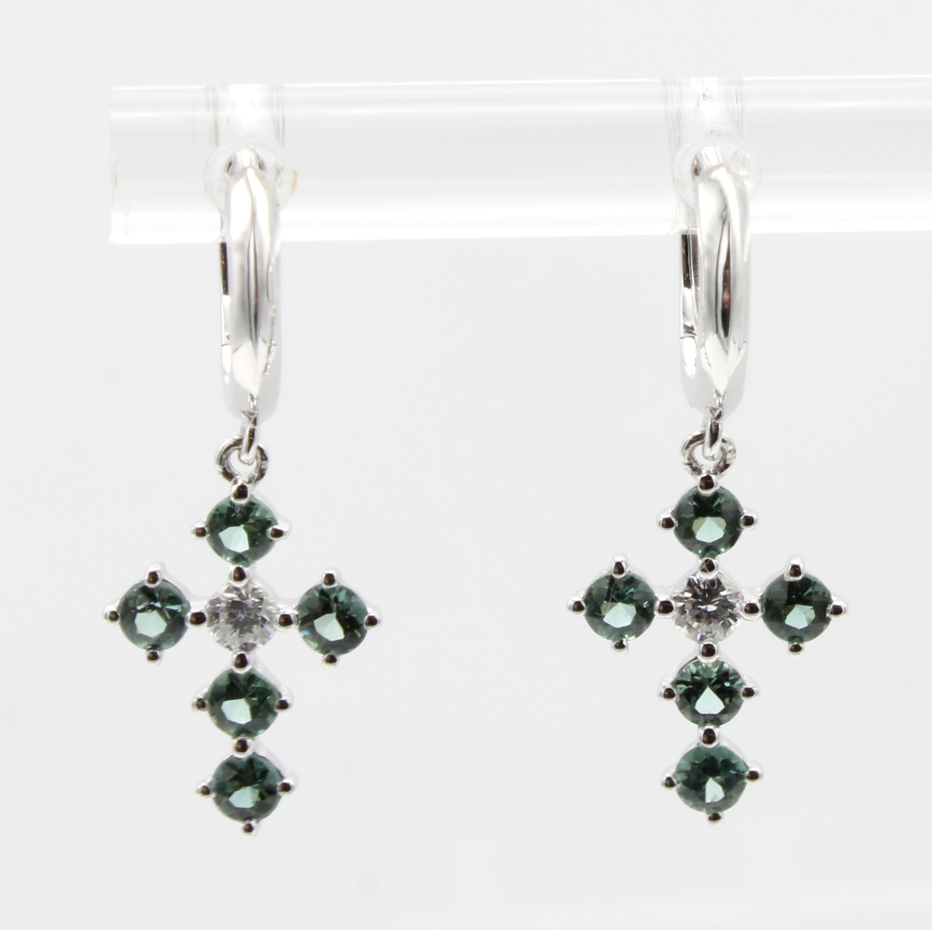 Image 27035039 - Paar Klappcreolen mit Brillanten und Turma- linen, WG 585/000, 10 grüne Turmaline zus. ...