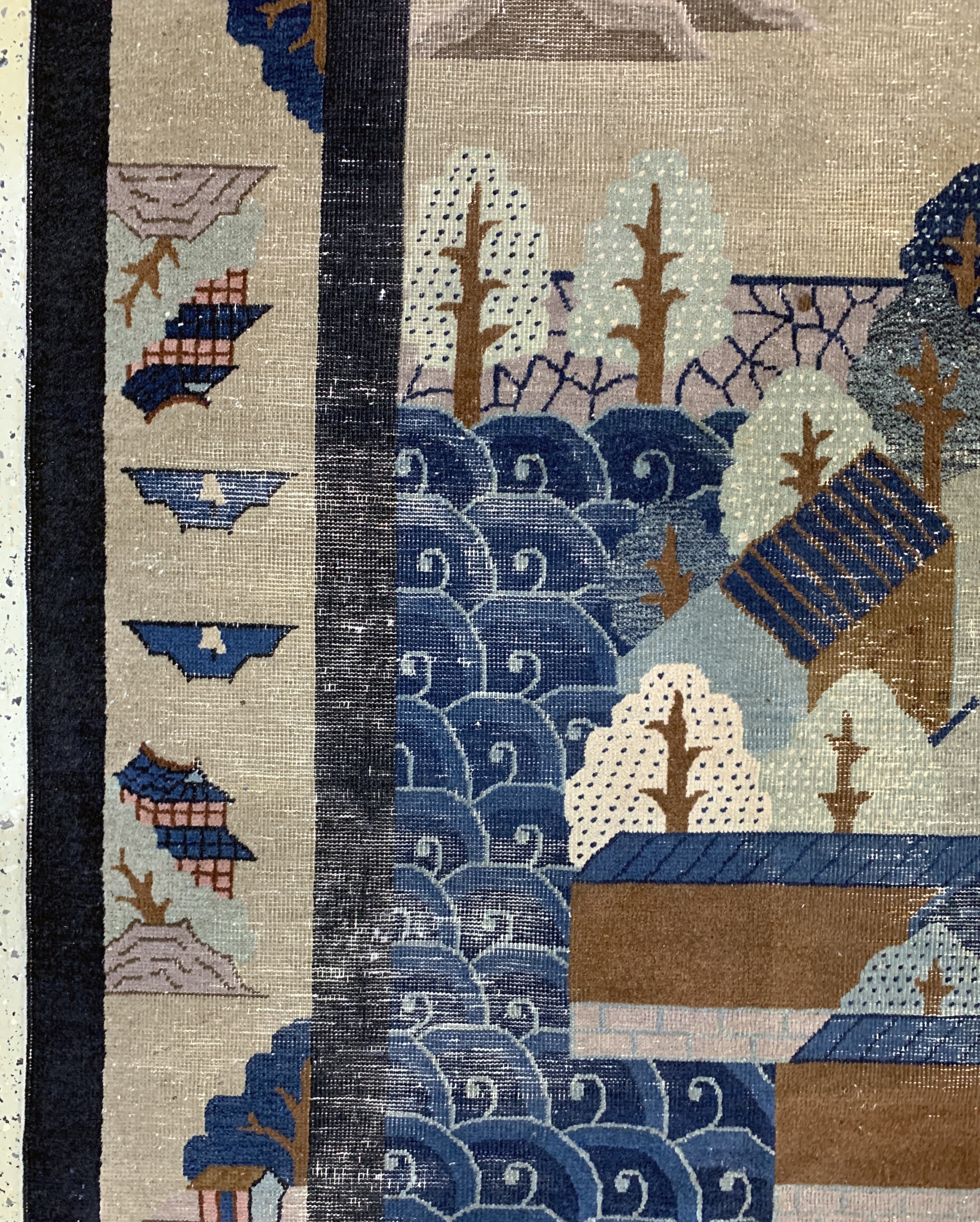 Detail d: Antiker Peking, China, um 1900, Wolle auf Baumwolle, ca. 350 x 280 cm, EHZ: 4, (Risse & Löcher)