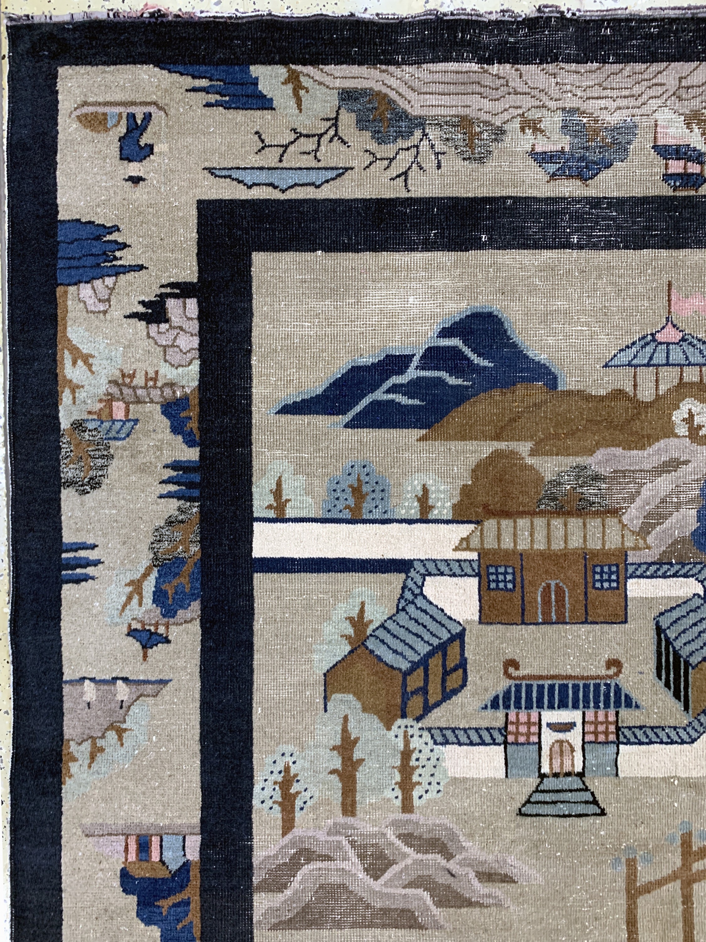 Detail g: Antiker Peking, China, um 1900, Wolle auf Baumwolle, ca. 350 x 280 cm, EHZ: 4, (Risse & Löcher)