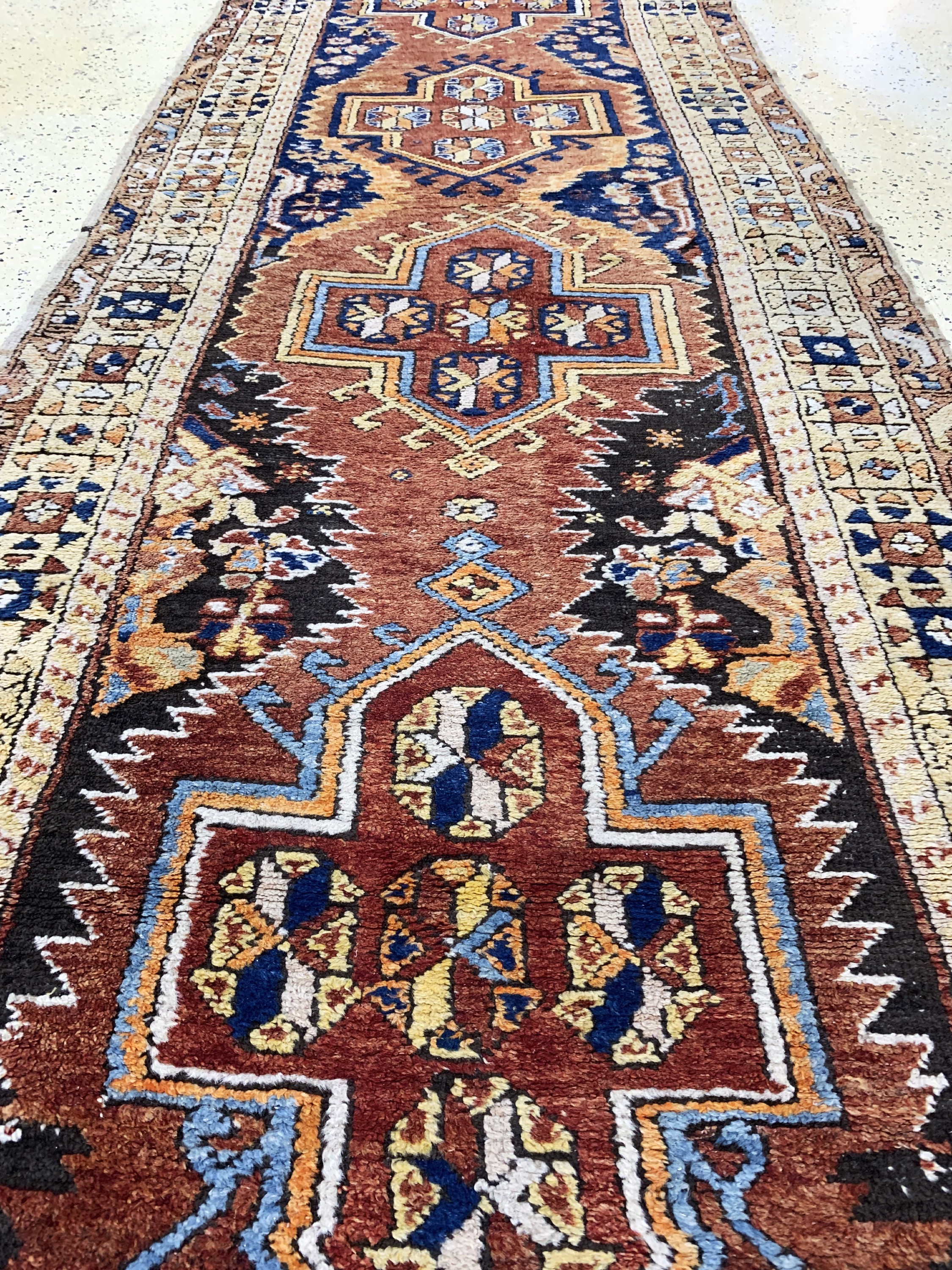 Detail d: Antiker Kurt, Türkei, um 1900, Wolle auf Wolle, ca. 335 x 105 cm, EHZ: 2
