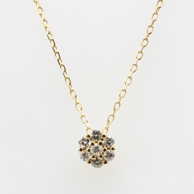 Image Anhänger mit Brillanten an Kette, GG 750/000, 7 Brill. zus. ca. 0.14 ct feines ...