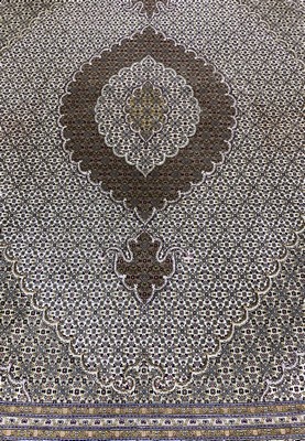 27035051c - Täbriz fein(50 Raj), Persien, Ende 20.Jhd, Korkwolle mit Seide, ca. 252 x 196 cm, ca. ...