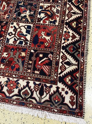 27035053a - Felder Bachtiar, Persien, Mitte 20.Jhd, Wolle auf Baumwolle, ca. 290 x 155 cm, EHZ: ...