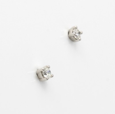 27035059a - Paar Ohrstecker mit Brillantsolitären, WG 585/000, 2 Brill. in 4er Krappenfassungen ...