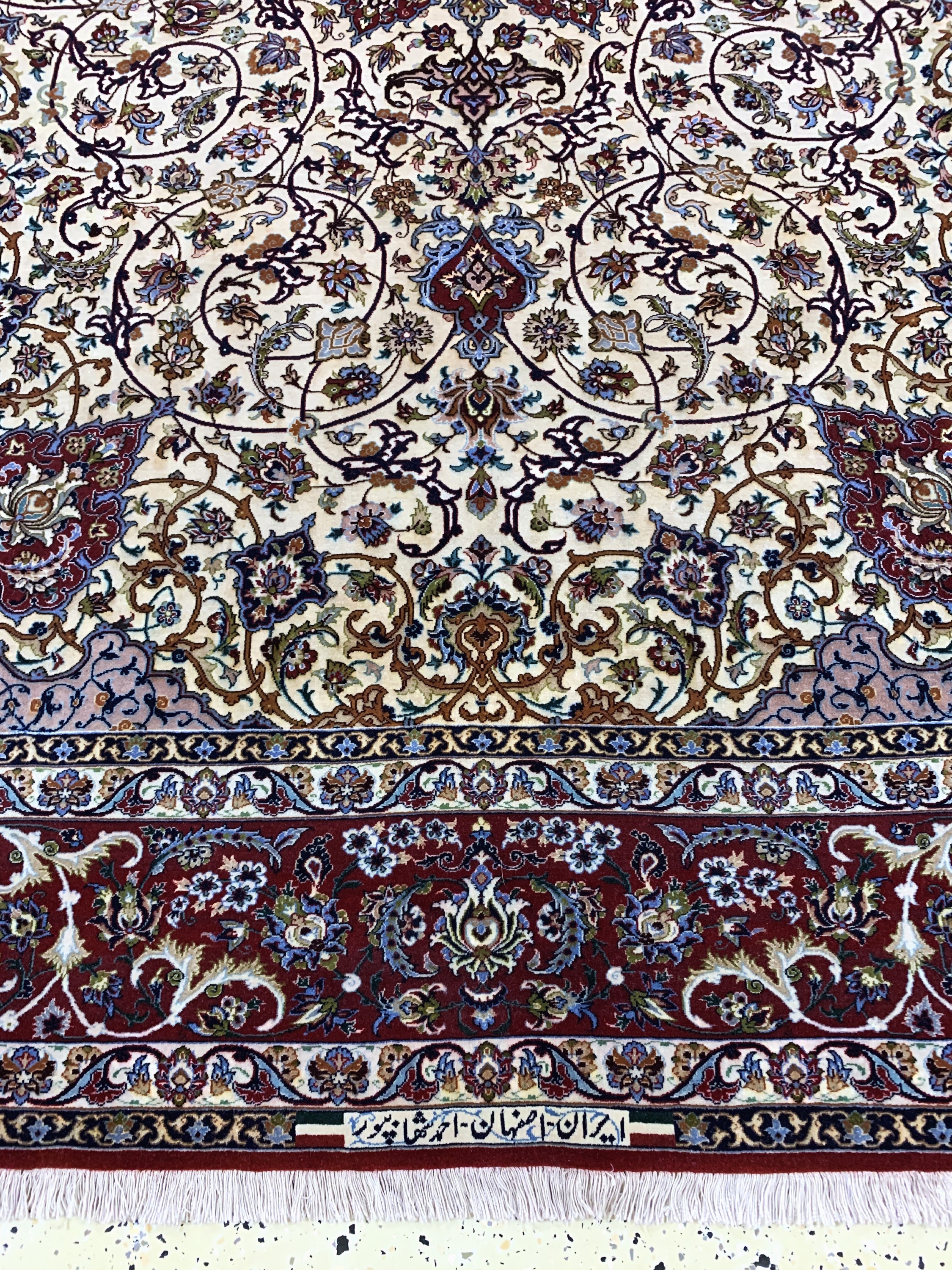 Detail b: Esfahan fein Persien, signiert"Shahabpour",Mitte 20.Jhd, Korkwolle mit Seide, ca. 310 x 204 cm, Reinigungsbedürftig, EHZ: 2